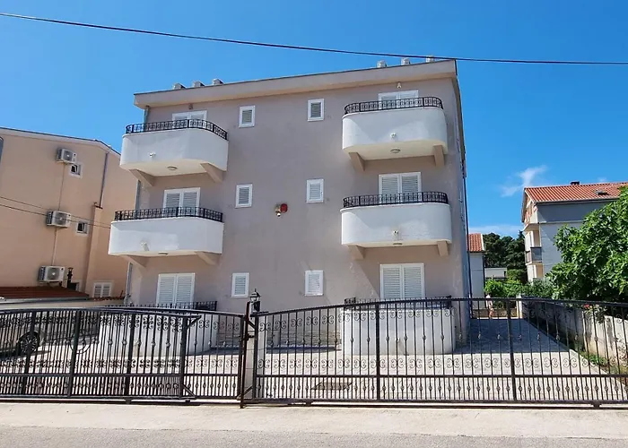Vila Bonbon 2
