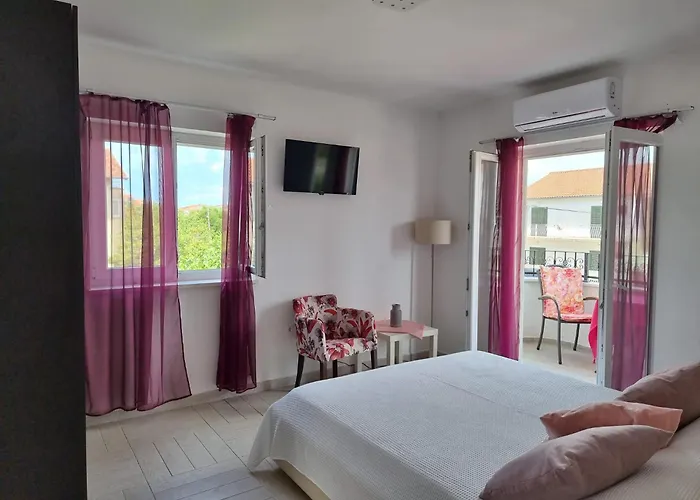 Vila Bonbon 2