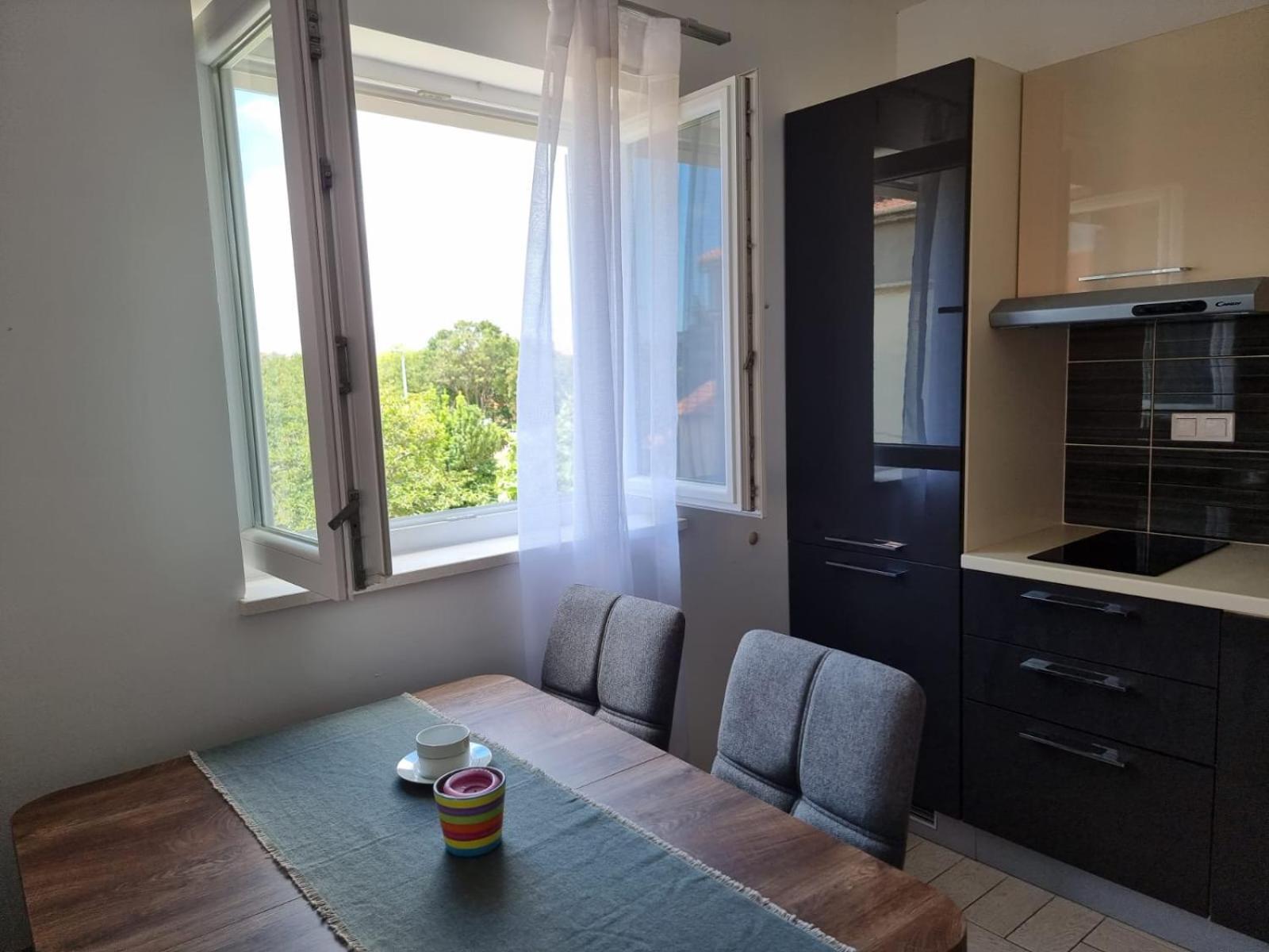Bonbon 2 * Biograd Na Moru