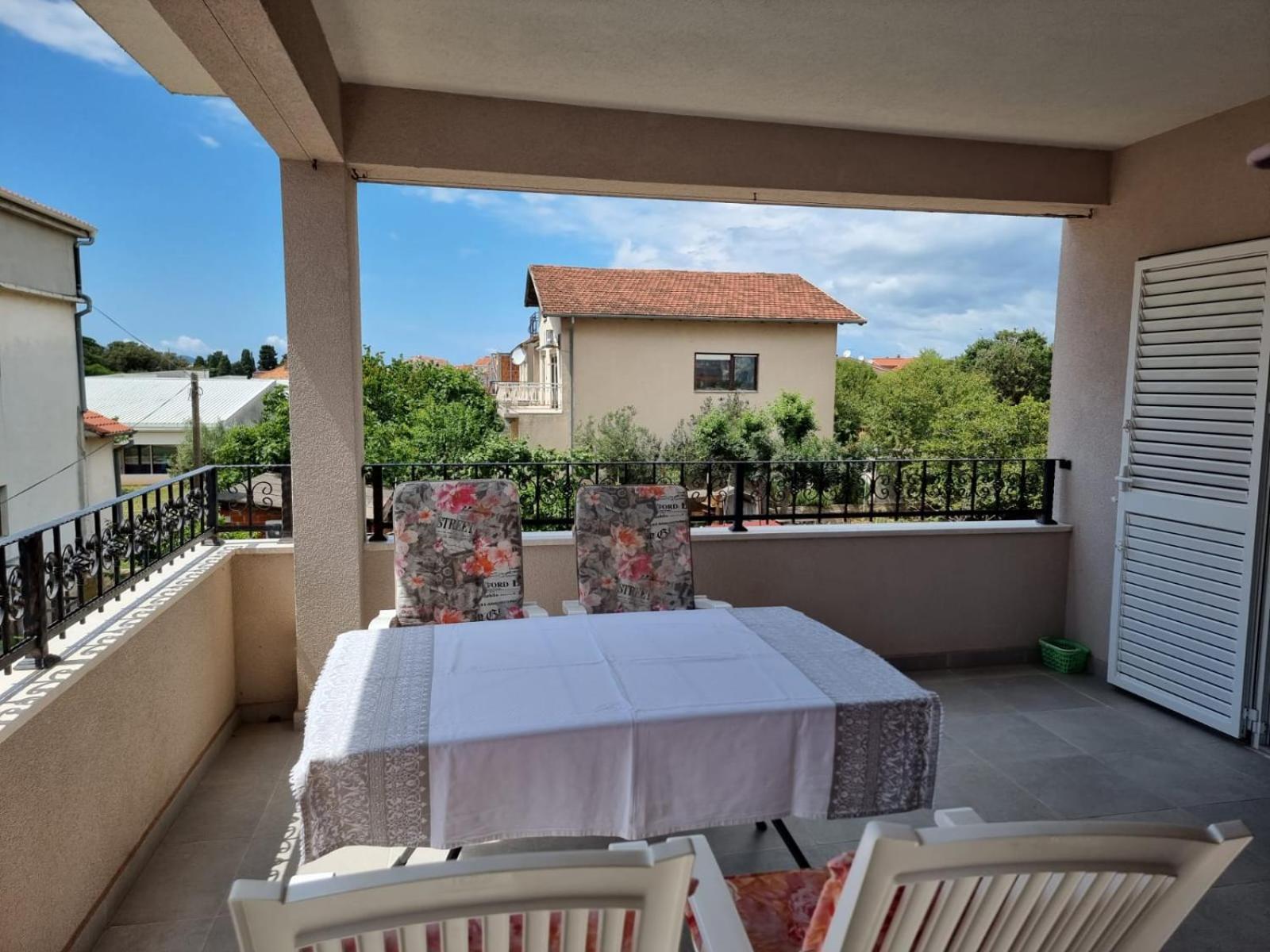 Bonbon 2 * Biograd Na Moru
