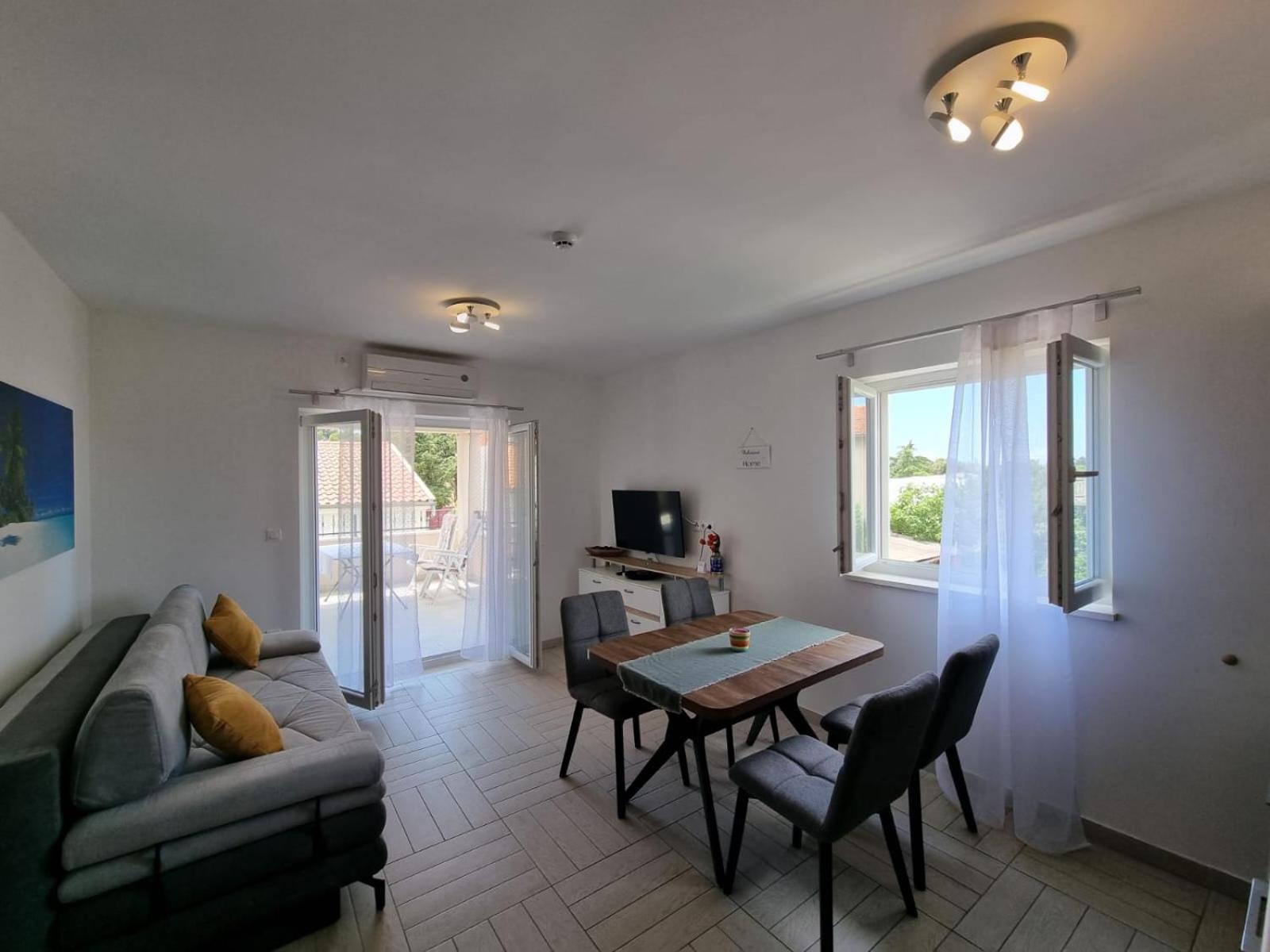 Apartman Bonbon 2 *