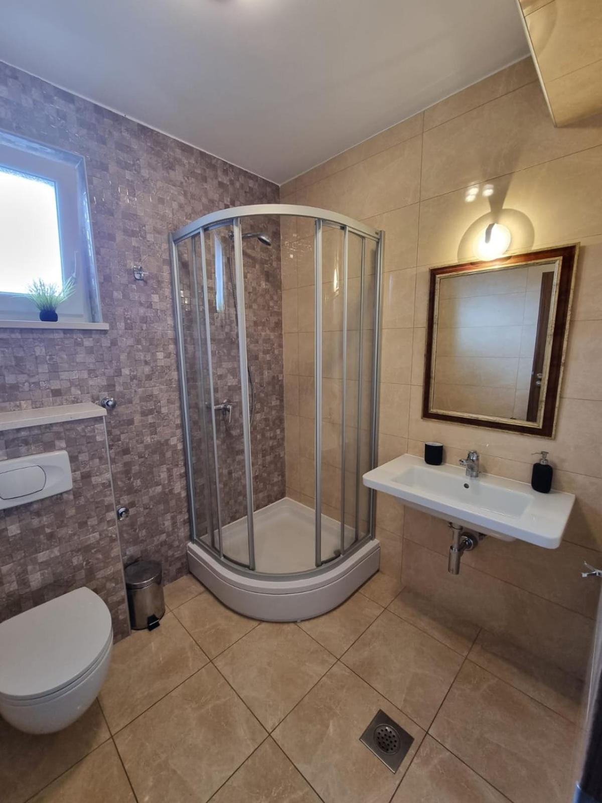 Bonbon 2 Apartman Biograd Na Moru