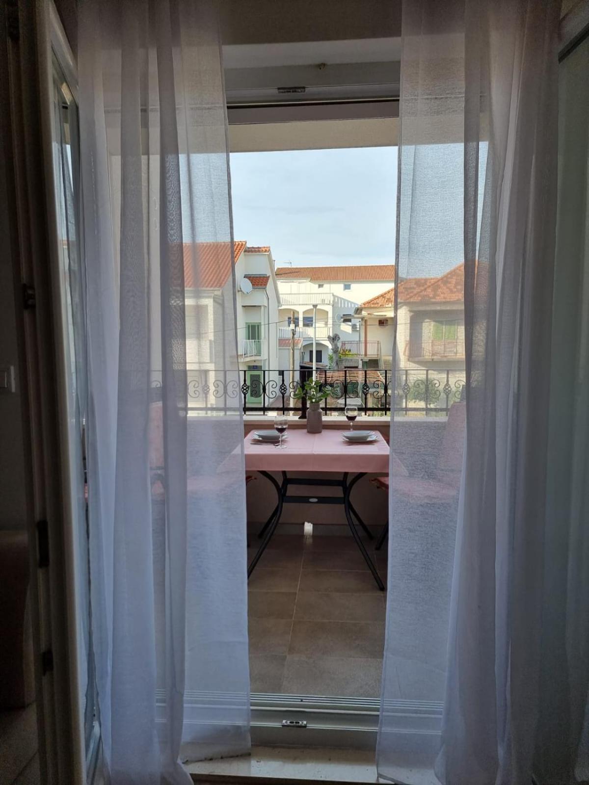 Apartmán Bonbon 2 *
