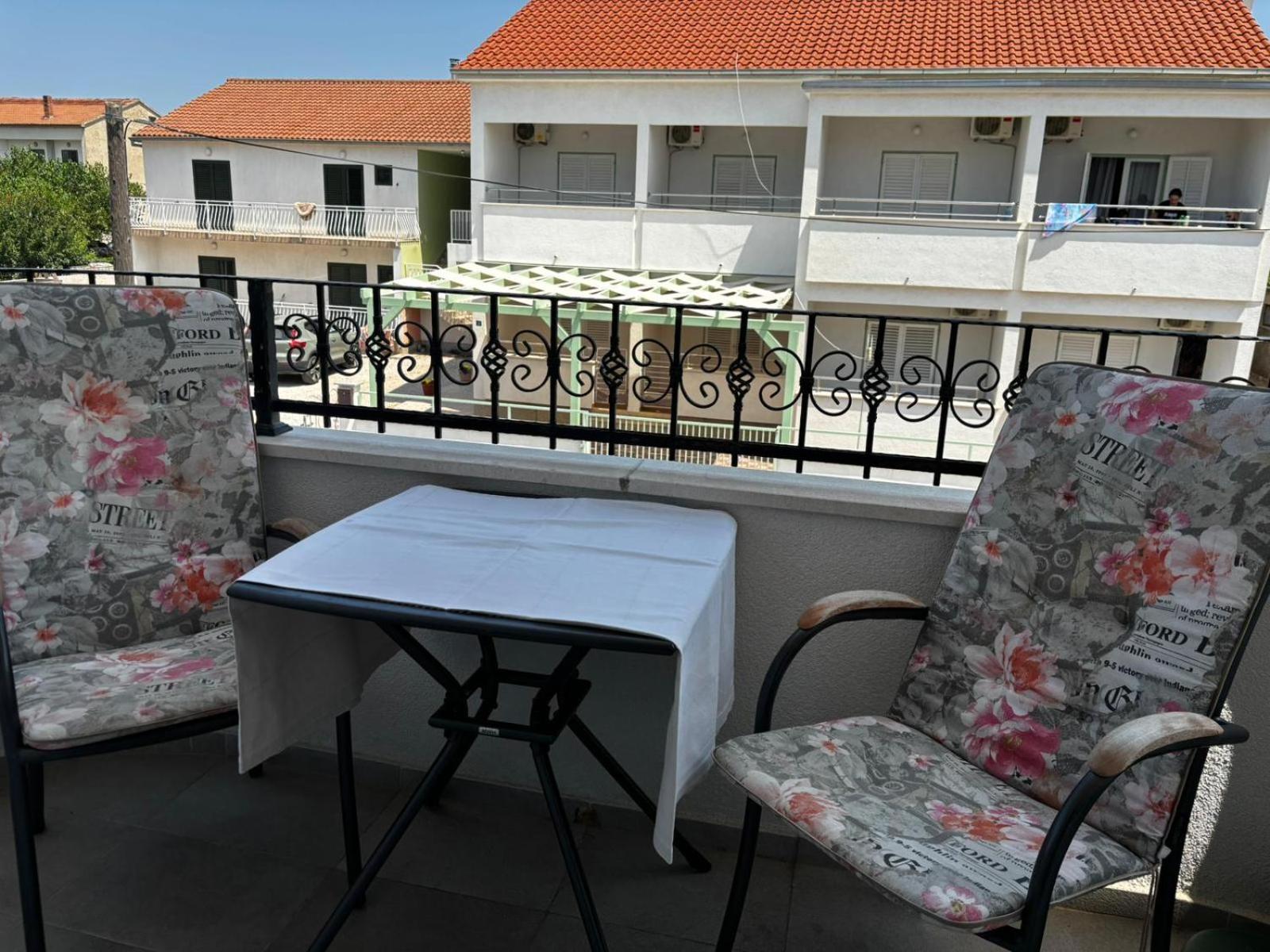 Bonbon 2 Appartamento Biograd Na Moru